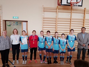 Igrzyska Dzieci w Mini Piłce  Ręcznej dziewcząt