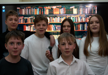 Telewizja Szkolna Łososina Dolna ósmoklasistom